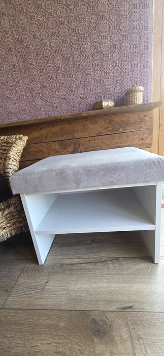 Szafka na buty  z siedziskiem jasno szara, kołkowana 51x41x41