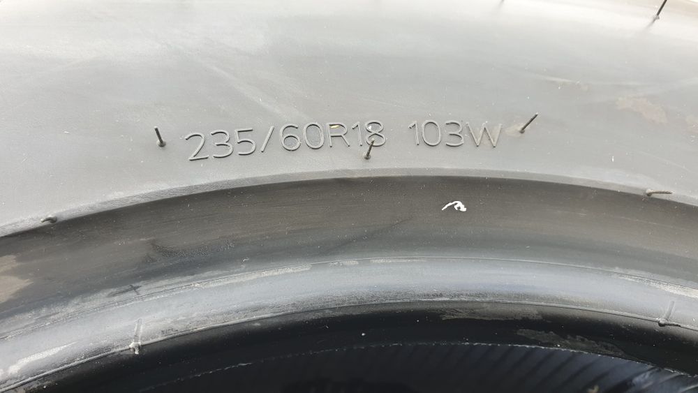 Hankook Ventus S1 evo3 
235/60 R18 103 W  AO