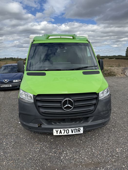 Mercedes sprinter 2021 silnik skrzynia przod kola czesci