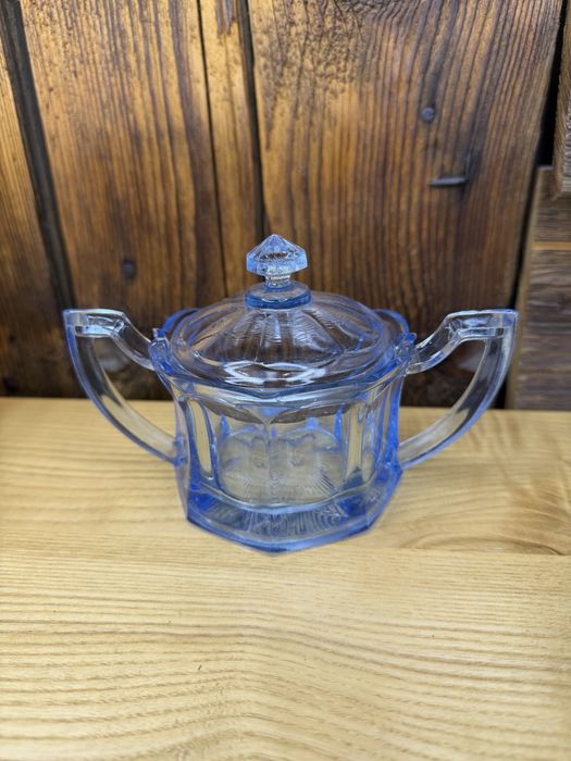 Cukiernica z przykrywką szkło Niemen niebieska PRL K777