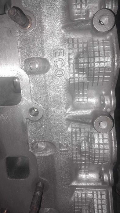 Cabeça de motor Nissan Cabstar
