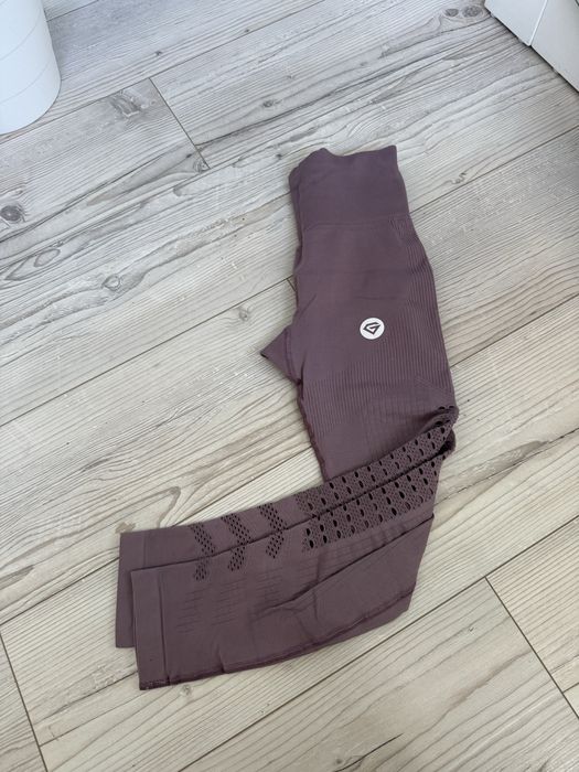 Legginsy Gym Glamour liliowe fioletowe xs siateczka