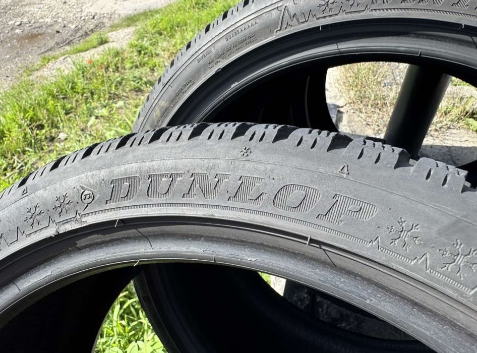 Зимові шини Dunlop 225/40 r18