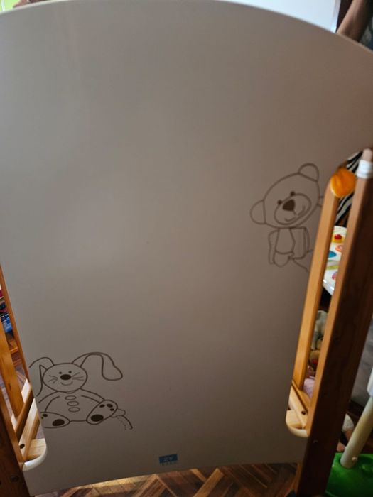 Berço de madeira de bebe