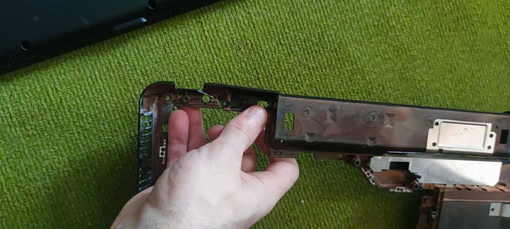 Разборка Lenovo G550 G555