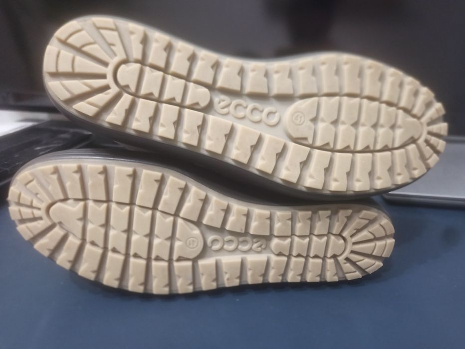 Ботинки ecco soft 7 tred w