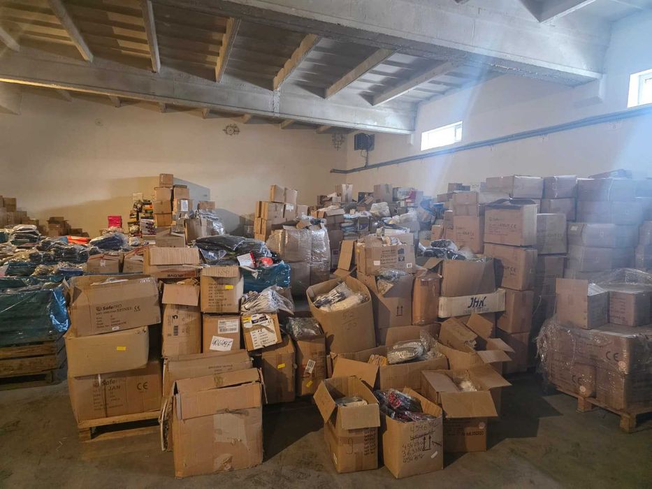 OUTLET BHP, wyprzedaż magazynu - hurtowni Rękawicz Buty Ubrania