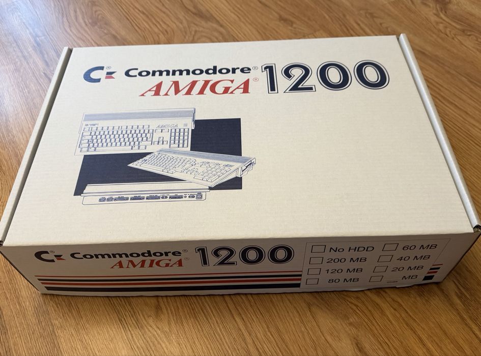 Amiga 1200 4GB CF | 2MB RAM
