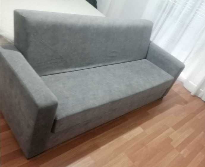 Sofá cama com arrumos