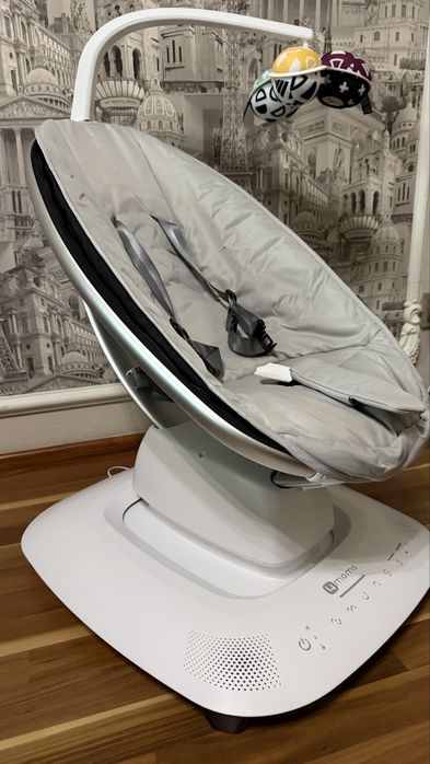 Крісло-гойдалка MamaRoo 4moms 5.0