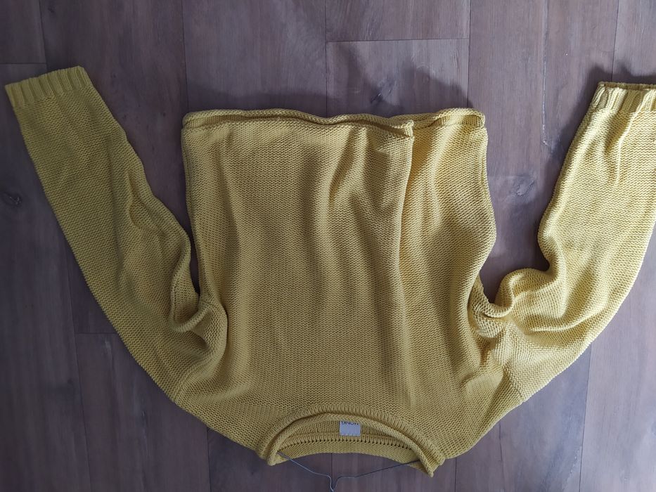 Żółty sweter Monki rozm 36/s. Stan bdb
