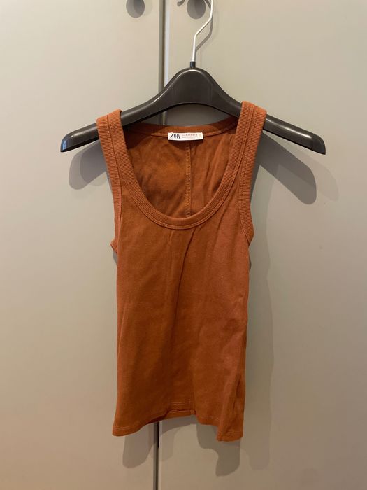 Zara brązowa bokserka minimalizm prążkowana tobacco