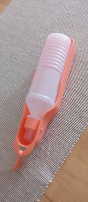 Bebedouro portátil para animais