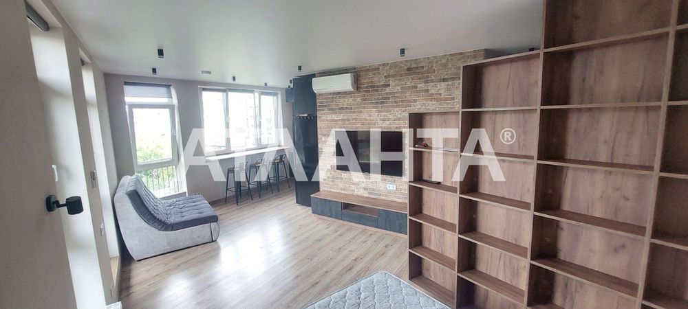 1к.м.Васильківська з ремонтом та паркомісцем. Постанови