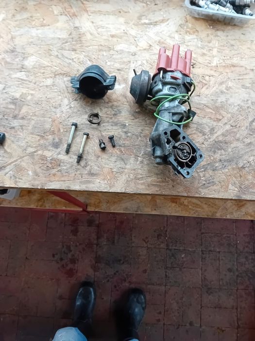 Mercedes w114 w115 części. 250 280 ce