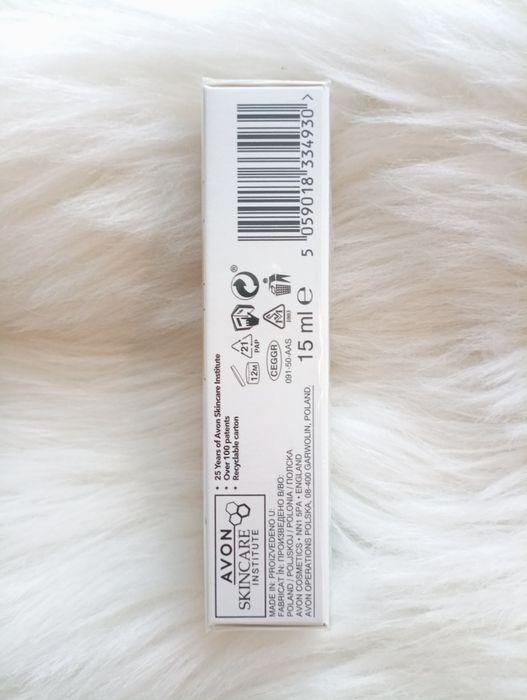 Krem pod oczy z Protinolem Avon