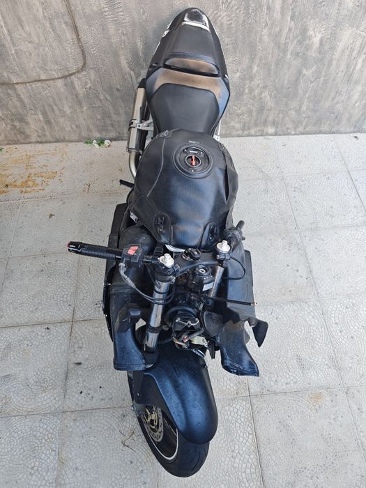 Honda CBR 600 f4i Acidentada