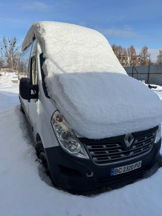 Вантажний бус Рено Мастер