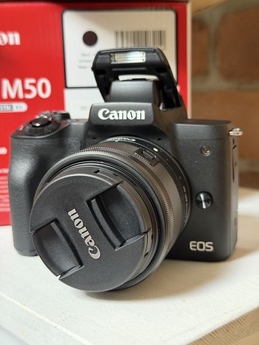 NOWY Canon EOS M50 + ob. EF-M 15-45 mm + torba Canon