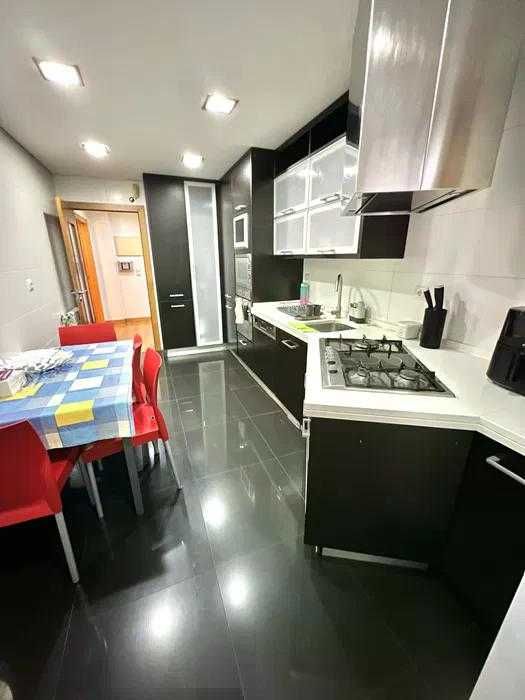 T2 Como Novo Infantado/Loures Mobilado Equipado