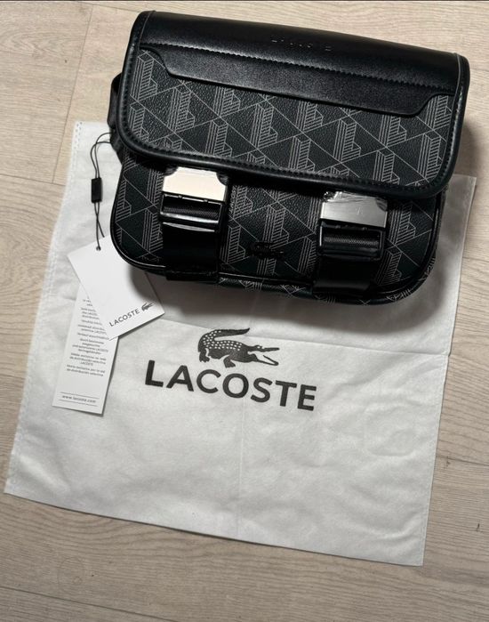 Bolsa Lacoste nova com etiqueta