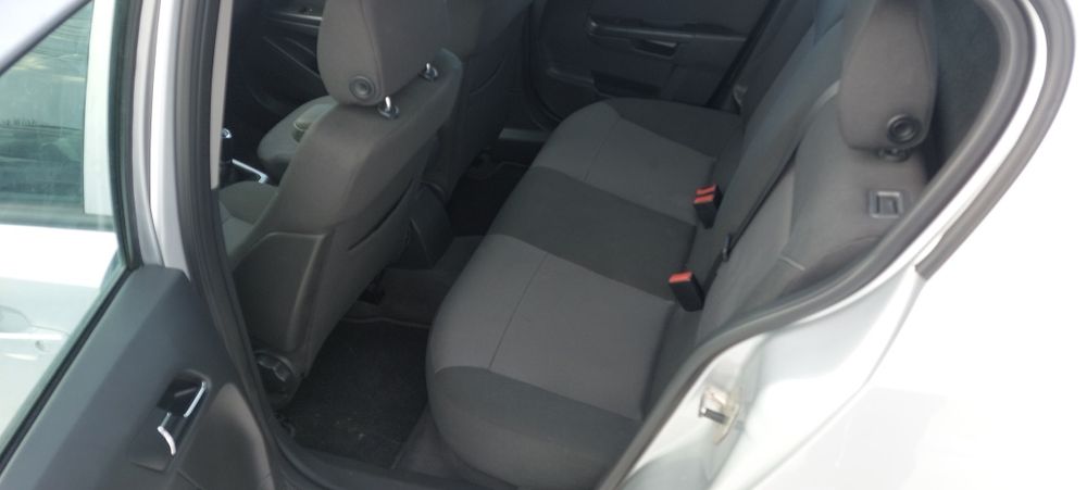 Опель Астра бензин