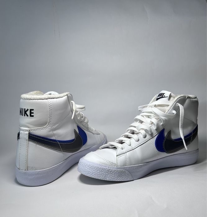 Кросівки моделі Nike Blazer Mid