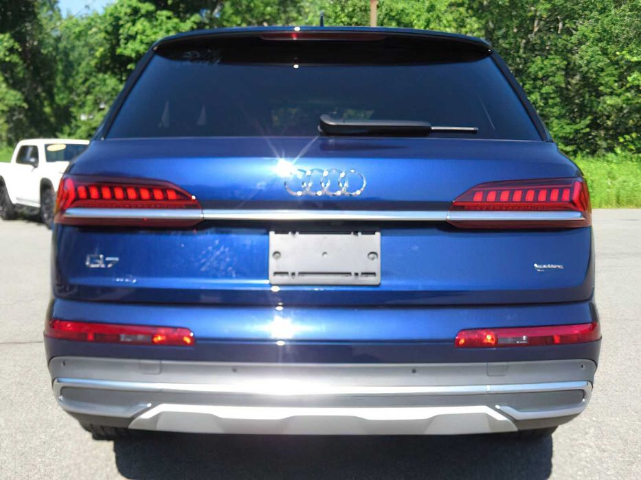 Audi Q7 quattro Premium 45 TFSI      2023