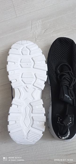 Buty sportowe damskie  nr41