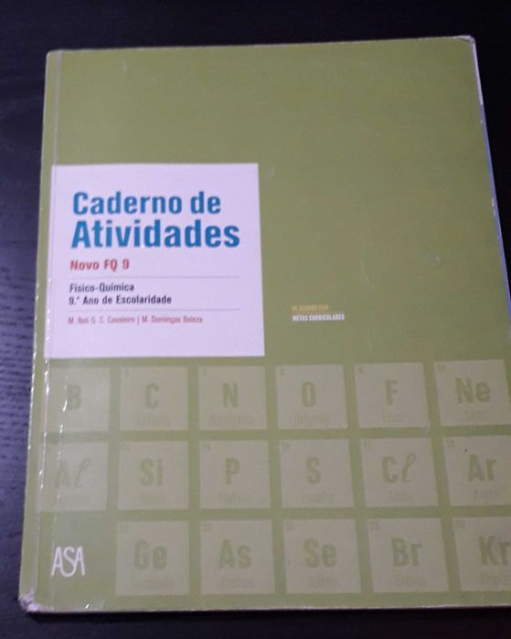 Caderno de actividades de físico química de 9° ano