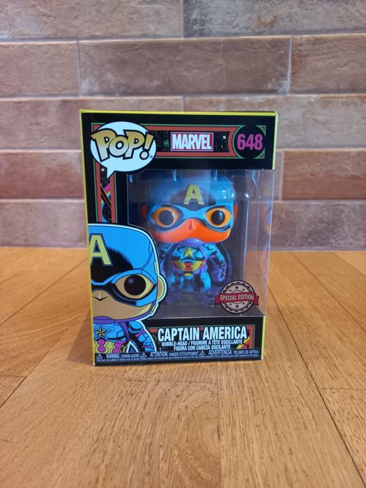 Fanko pop Captain America(648) Marvel Special Edition