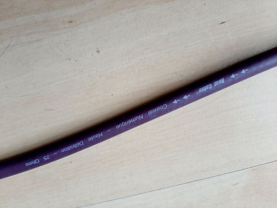 Przewody cyfrowe Real Cable hd75 ohms