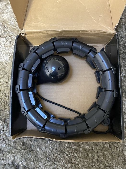 Обруч для фітнесу з ефектом масажу