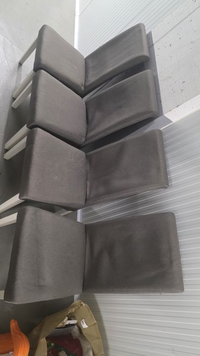 Mesa extensível com cadeiras