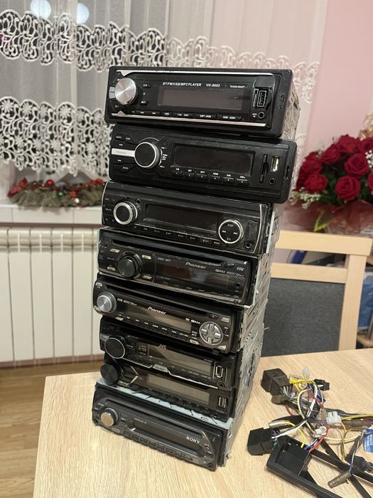 Sprzedam radia samouchodowe USB AUX Bluetooth