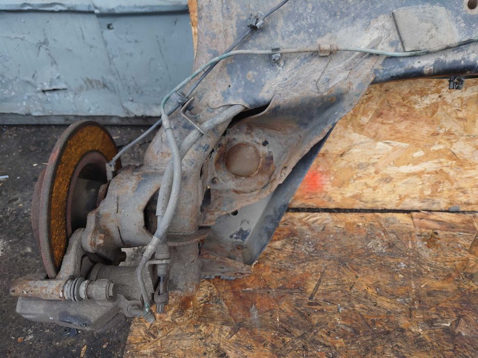 Renault Megane II HB Belka Zawieszenia Oś Tył Tylna ABS