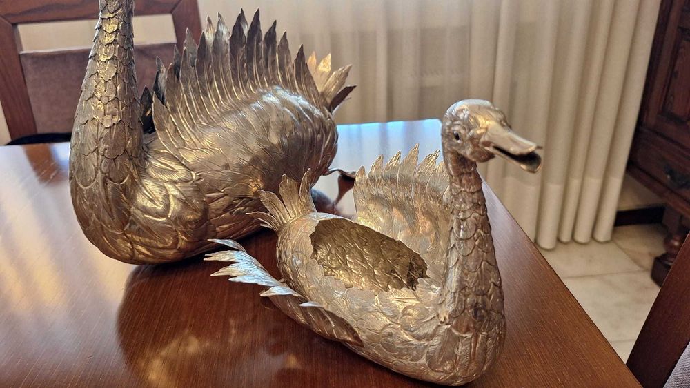 2 Cisnes Floreira em Prata 925 - Assinatura Manuel Alcino