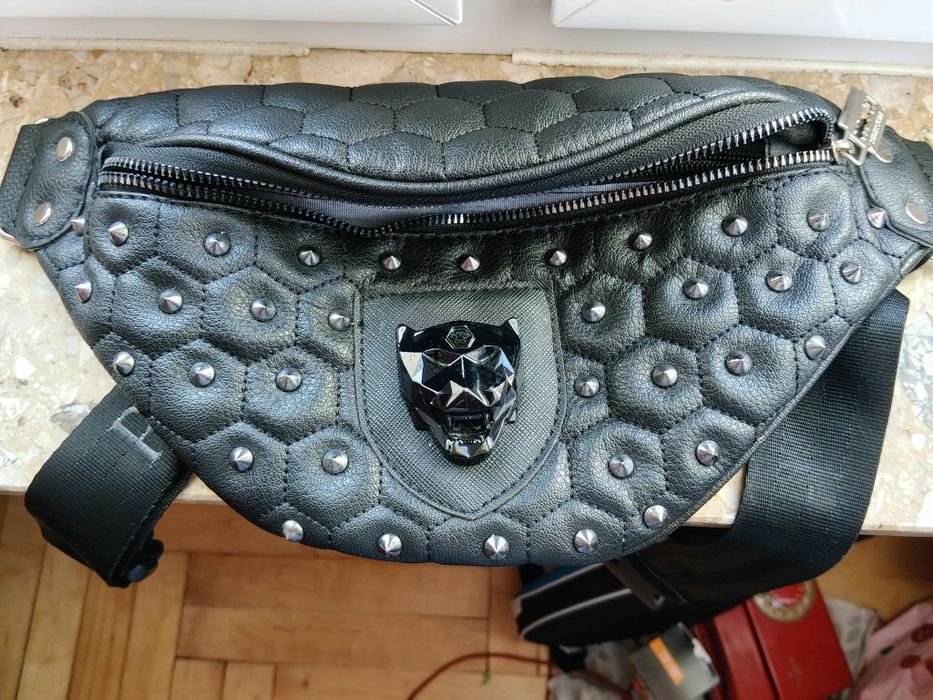Czarna Pikowana Nerka Saszetka Philipp Plein – Ćwieki, Głowa Pantery stan bardzo dobry