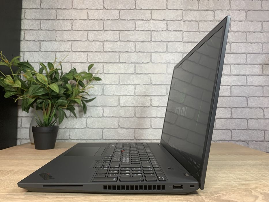 Lenovo ThinkPad P16s Gen2 (16”IPS/i7-1360P/32GB/1TB/RTX A500) ноутбук