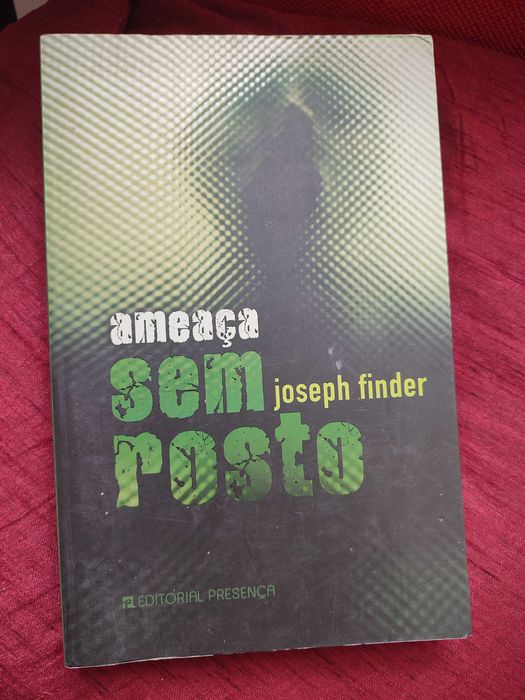 Lote de livros de Joseph finder insónia e ameaça sem rosto