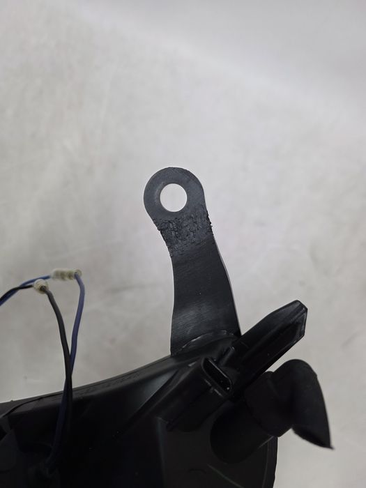 Reflektory Lampy przednie przód BMW E60 E61 05-07 D1S XENON RINGI LED