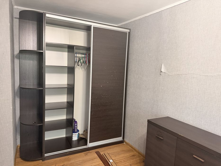 Продам  2-х.кв. ул.Заслонова ,22. Дарница.