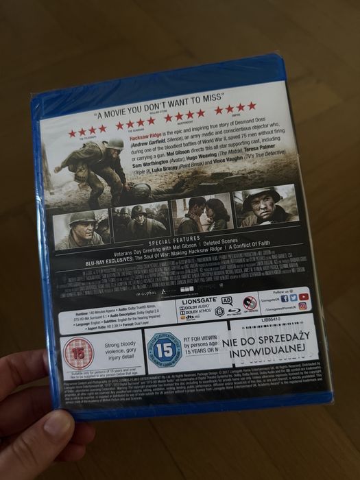 Hacksaw Ridge blue-rey