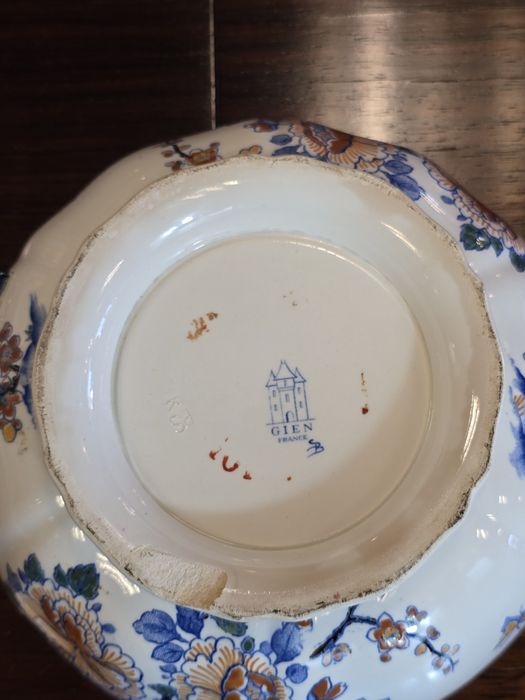 Faiança Francesa Gien Galos e Peónias terrina e prato