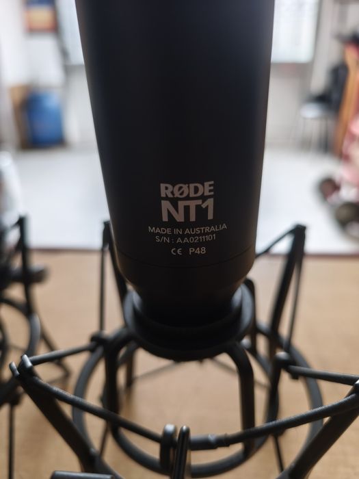 Par de Microfones Rode NT1