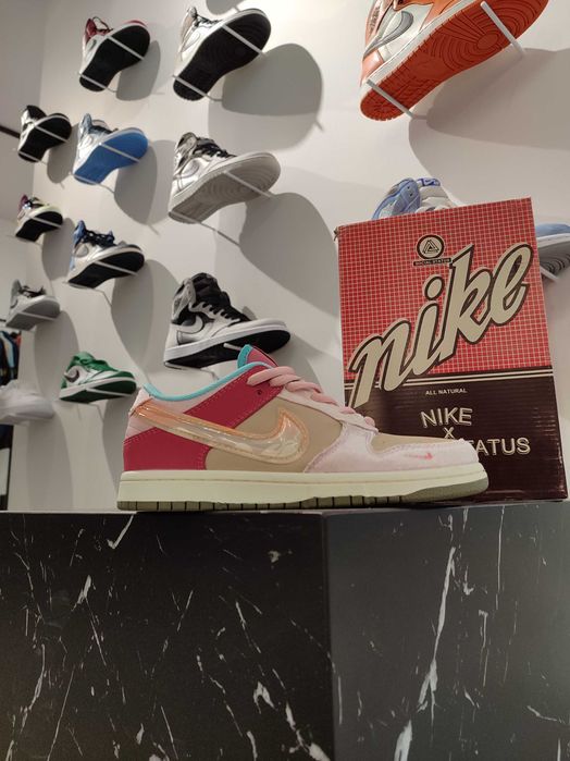 Кросівки Nike Dunk Low x Social Status Free Lunch Strawberry Milk