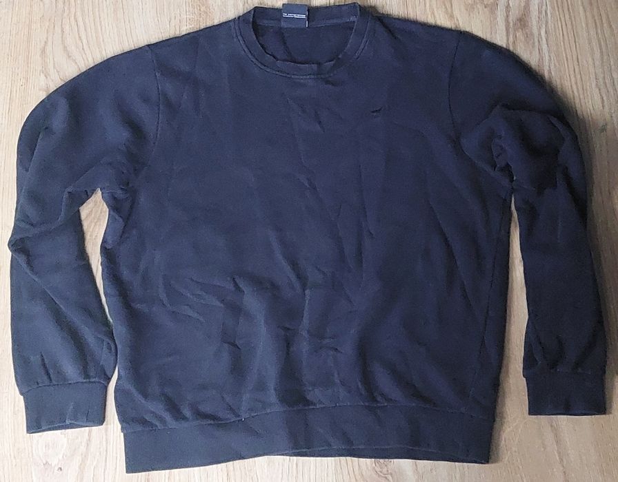 Czarna bluza bez kaptura Cropp L