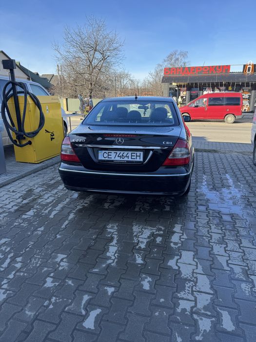 Продам Мерседес Е211