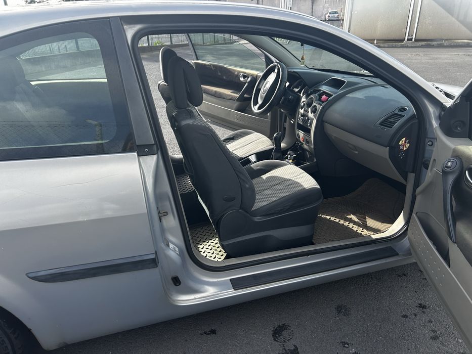 Renault Mégane 1.4 16V – 2003