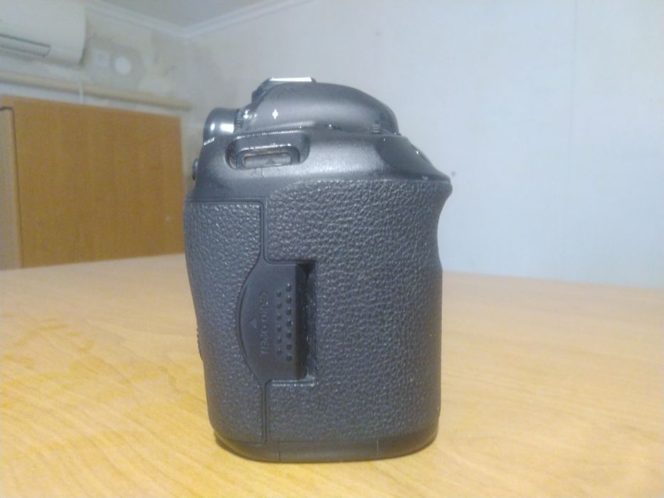 Фотоаппарат Canon 5d mark III